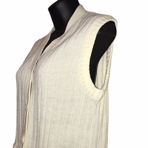 Vintage CENTER STAGE Cream Button Sweater Vest Acrylic sz L MCM Vibes